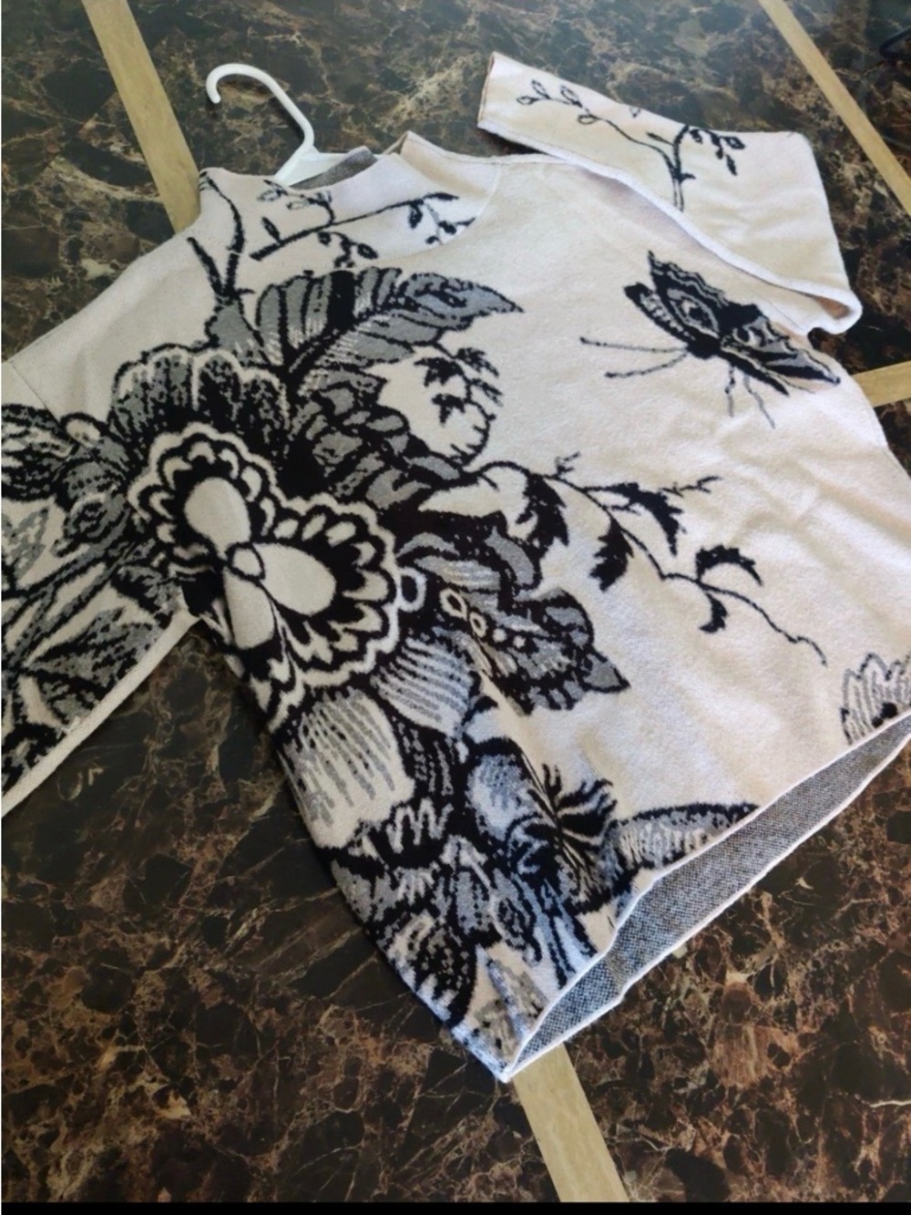 Maeve Black and White Patterned Knit Scarf
